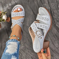 Marlyn - Elegante einfarbige Sandalen für Frauen – Hellblau