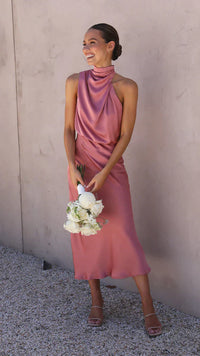 Glänzendes langes Kleid – Gebackene Rose