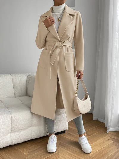 Liaquix | Schlanker Serenity Trenchcoat mit aufgesetzten Taschen