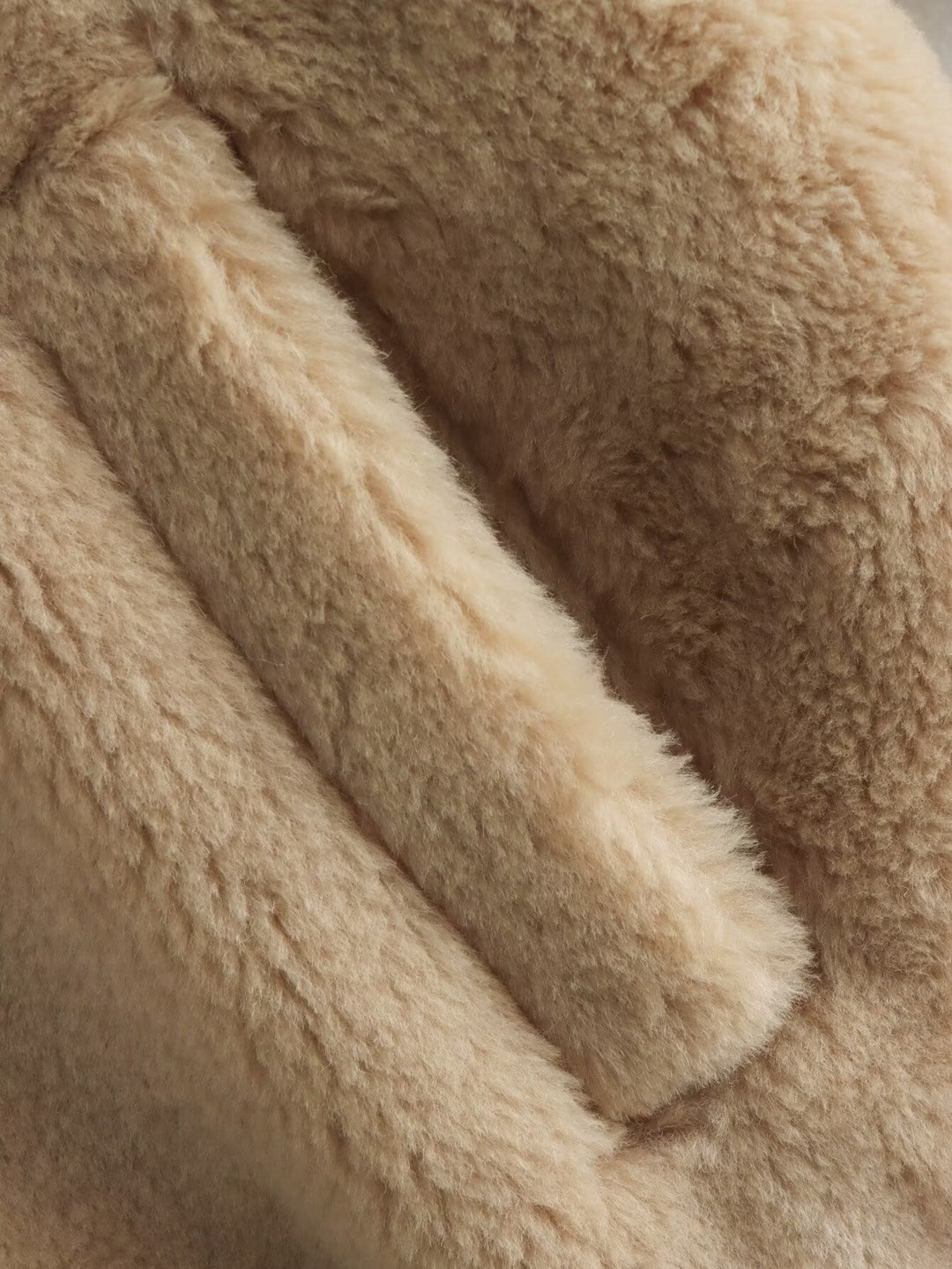 Klevonith | Kuscheliger Teddy-Fleece Mantel für Damen aus Lammfell
