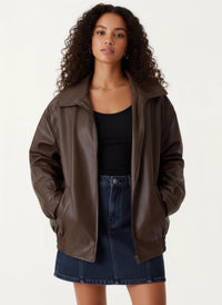Moderne Oversized Jacke für Damen mit breitem Blazerkragen und elastischem Saum – Braun