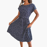 Sommerkleid Damen - Blumenkleid mit Gürtel und Kurzarm – Dunkelblau