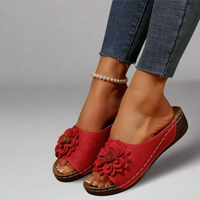 Venlind | Elegante Keil-Sandalen für den Sommer – Rot