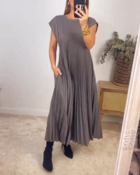 Jolijn | Zeitloses und komfortables Kleid – Grau