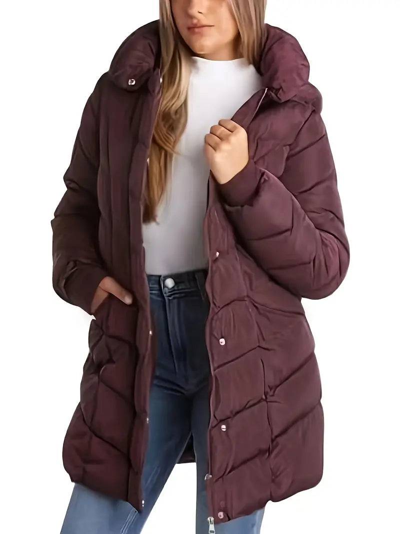 Keytharae | Plüschsteppjacke mit Reißverschluss und Kapuze in Übergröße