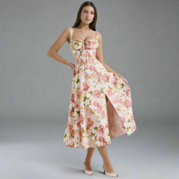 Josina | Premium Waist Dress im Bustier-Design – Große rote Blumen