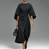 Venlind | Elegantes Kleid mit Gürtel – Schwarz