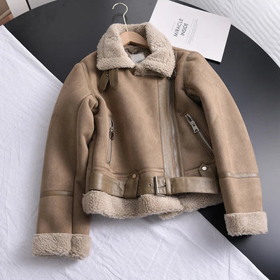 Geneviev | Bequemer Damen-Wintermantel aus Wildleder mit verstellbarem Gürtel und Fleece-Futter