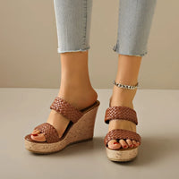 Valentina - Sommer-Keilsandalen für Frauen – Hellbraun