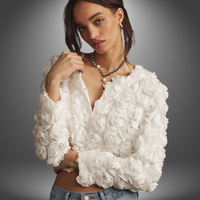 Donna – Die florale Statement-Jacke für Frühling & Sommer – Weiß