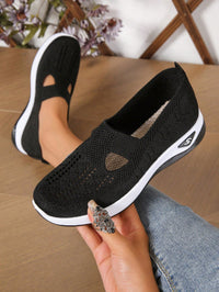 Maja | Damen Slip-On Casual Schuhe Komfort Leicht Alltag Modern – Schwarz