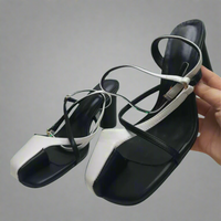 Zunilda | Elegante Tabi-Sandalen mit Hohem Absatz – Schwarz und Weiß
