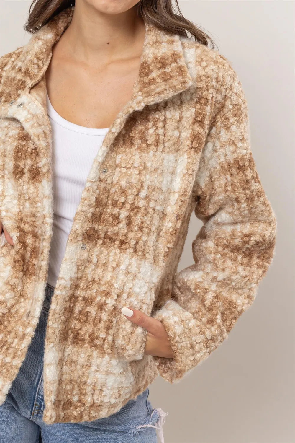 Melia | Damen-Karojacke mit Kragen und Taschen