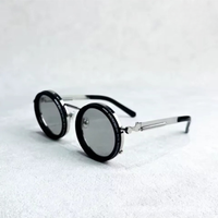 ShadeShift – Verstellbare Und Stilvolle Sonnenbrillen – Silber