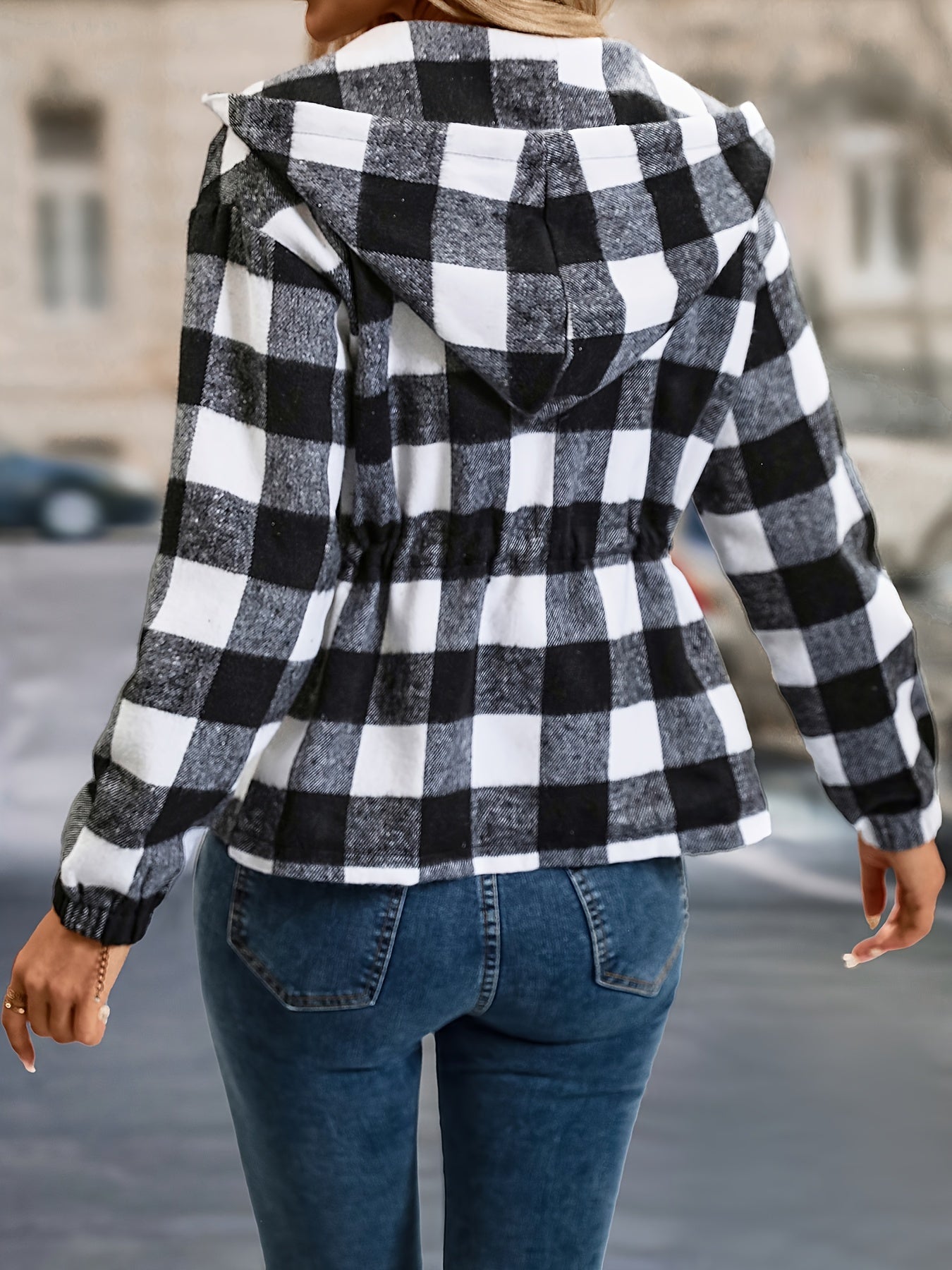 Leyzella | Karierte Kapuzenjacke mit lässigem Drop-Shoulder-Design