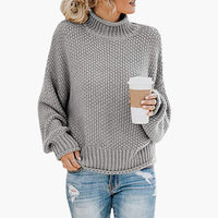 Damen pullover mit hohem Halsausschnitt und geripptem Saum – Grau