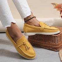 Rilena - Elegante Loafers mit dekorativen Nahtdetails in Knotenform – Gelb