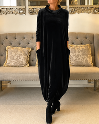 Zalinia - Kleid mit stilvollem Rundhalsausschnitt – Schwarz
