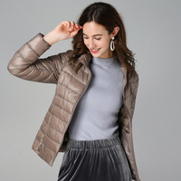 Lizzy | Ultraleichte Daunenjacke – Champagner