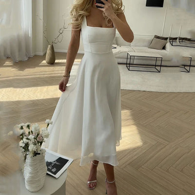 Arya - Elegantes ärmelloses einfarbiges Kleid für Frauen