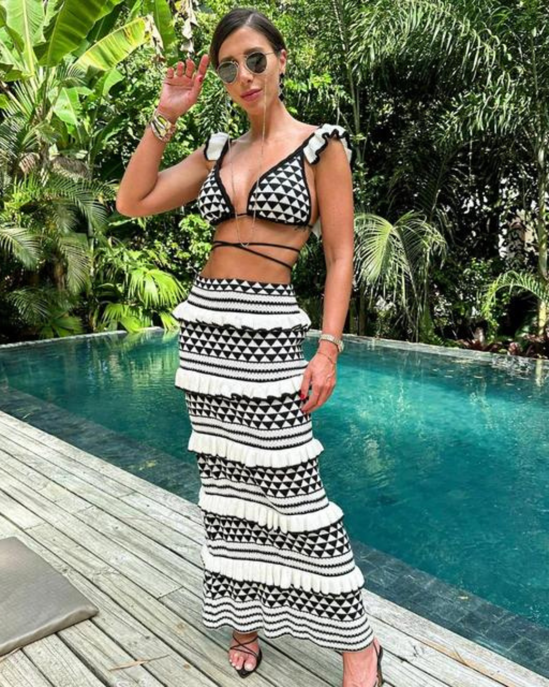 Lana - Halter Bikini Top und Rock Set