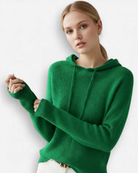 Weicher gerippter pullover für Damen mit Kapuze – Grün