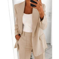Sommerlicher Hosenanzug für Damen - Leichter Zweiteiler mit Blazer und Stoffhose – Beige