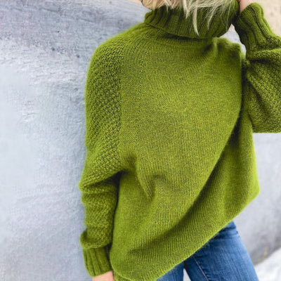 Kovella | Grasgrüner Rollkragenpullover in Übergröße aus Strick