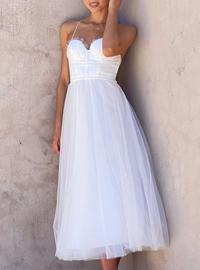 Josephine Elegantes Kleid | Sommerliches Midikleid für Damen, rückenfrei und trägerlos – Weiß