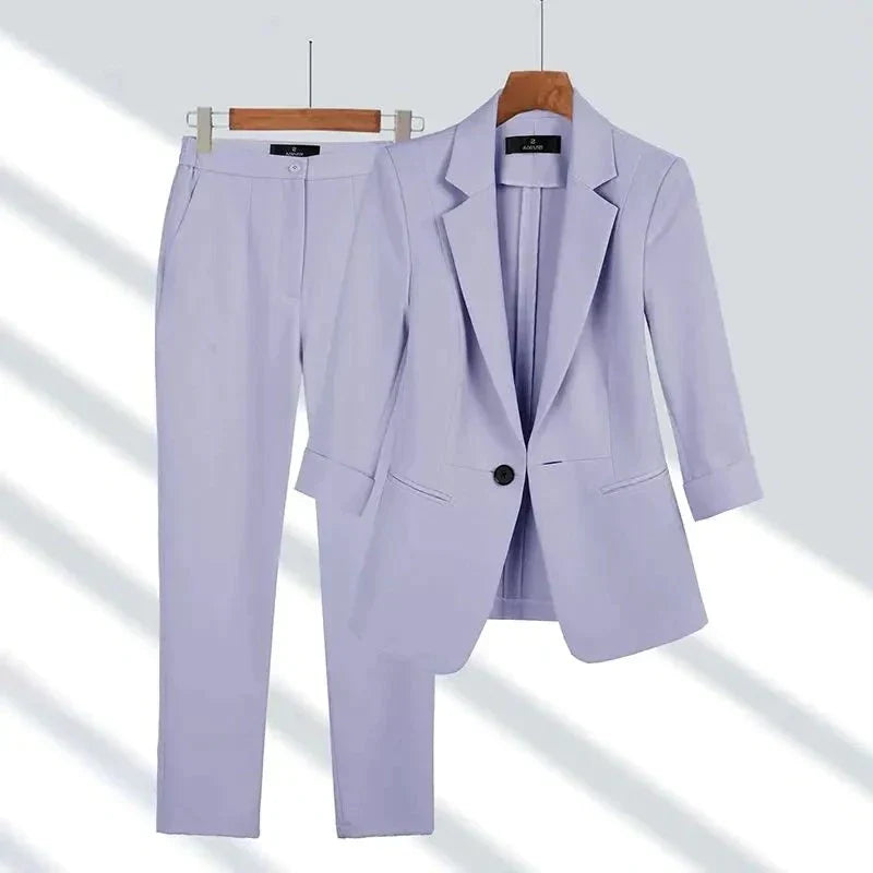 Sommerlicher Hosenanzug für Damen - Stilvoller Zweiteiler mit Blazer und Stoffhose