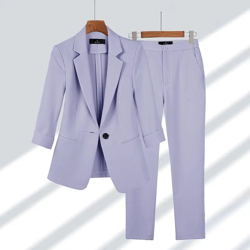 Sommerlicher Hosenanzug für Damen - Stilvoller Zweiteiler mit Blazer und Stoffhose