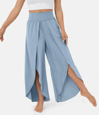 Heidi-Mode | Damen Hose Super Bequeme, Luftige und Elegante Schlaghose mit Integrierten Shorts – Hellblau