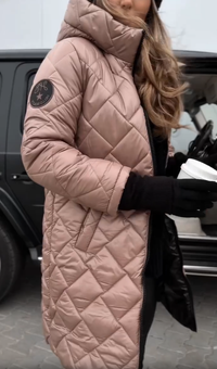 Clara | Gestepptes Damen Kapuzenjacke modern stilvoll – Rosa