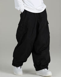 Baggy Skihose mit elastischen Beinabschlüssen und Cargo-Taschen – geeignet für Ski & Snowboard – Schwarz