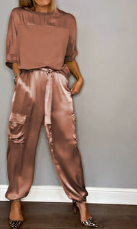 Tara - Modisches Satin-Outfit-Set – Braun