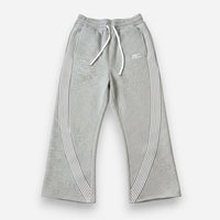 Baggy Jogginghose für Herren mit Streifen und ohne Bündchen am Bein – Grau