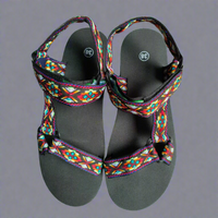 Heriberta | Bequeme Sandalen für empfindliche Füße – Schwarz mit Punkten
