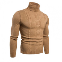 Klassischer Rollkragenpullover aus Zopfmuster für Herren – Khaki