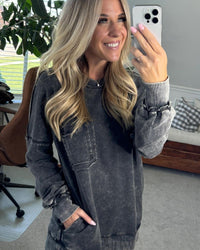 BIRGIT - OVERSIZE-PULLOVER IM USED-LOOK – Schwarz