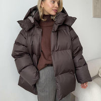 Malachie | Dicke und Gepolsterte Winterjacke für Damen mit Kapuze – Braun