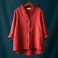 Joyce™ | Schlichte Bluse mit V-Ausschnitt – Rot