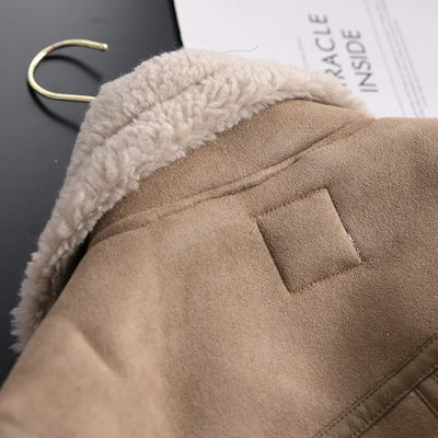 Geneviev | Bequemer Damen-Wintermantel aus Wildleder mit verstellbarem Gürtel und Fleece-Futter