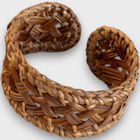 Noelia – Geflochtenes Rattan-Armband – Variante 1