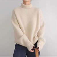 Clementine - Damenpullover mit kuscheligem Rollkragen – Beige