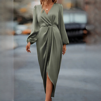 Diantha - Elegantes Kleid mit V-Ausschnitt – Hellgrün