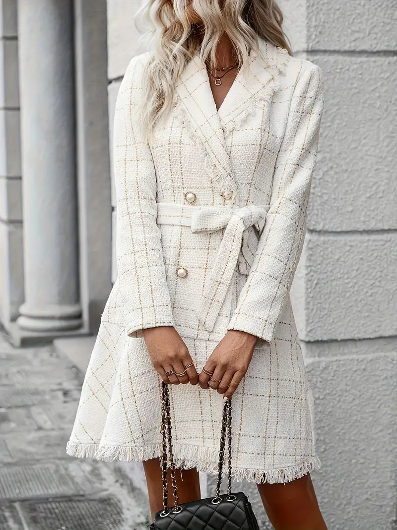 Cliareth | Karierter Tweed-Mantel mit Fransenbesatz, doppelreihig und mit Knopfleiste