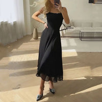 Arya - Elegantes ärmelloses einfarbiges Kleid für Frauen – Schwarz