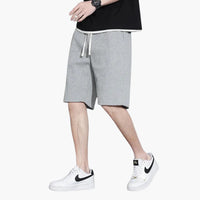 Herren Shorts knie­lang mit Seitentaschen für den Sommer – Grau