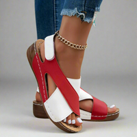 Alwine | Handgefertigte Wedgesandalen aus Premium-Material – Rot