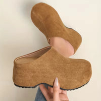 Karmia – Bequeme Rutschfest Schuhe – Braun